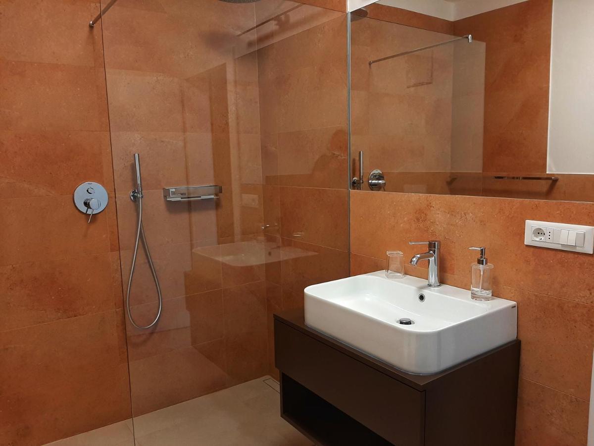 Apartment Lazzeri Dobbiaco Dış mekan fotoğraf